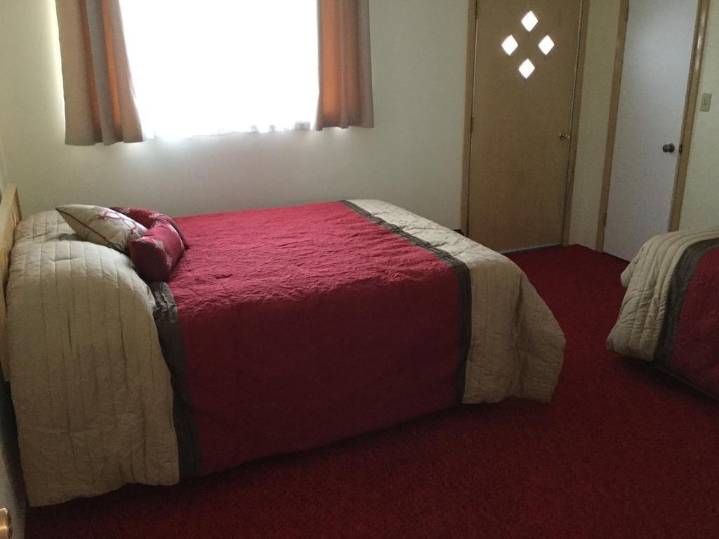 Cedars Motel Айронвуд Экстерьер фото