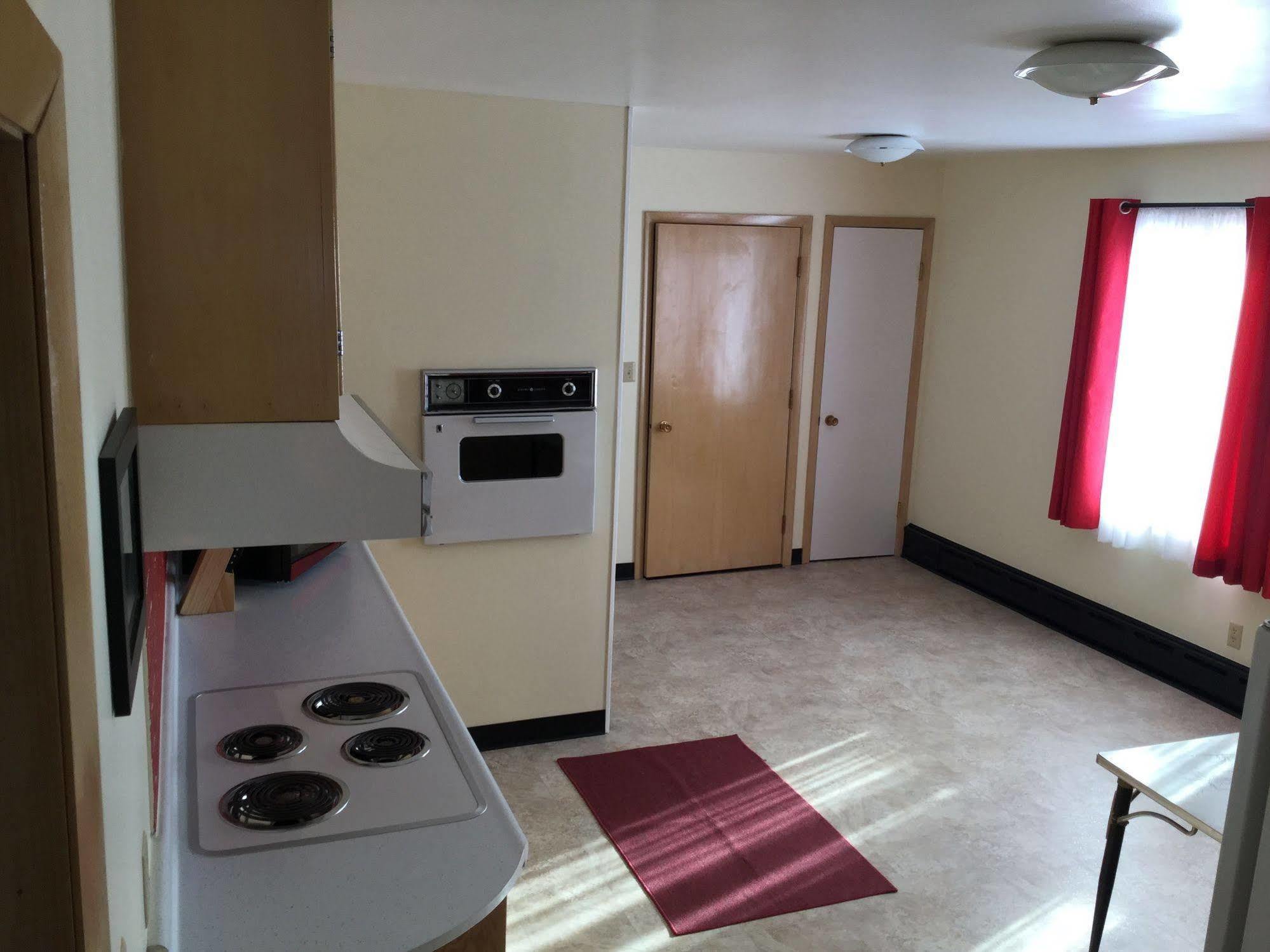 Cedars Motel Айронвуд Экстерьер фото